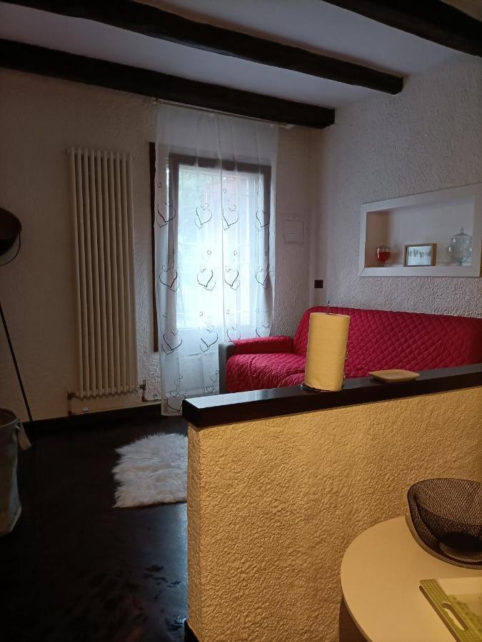 Le Due Torri Bologna Lägenhet Exteriör bild