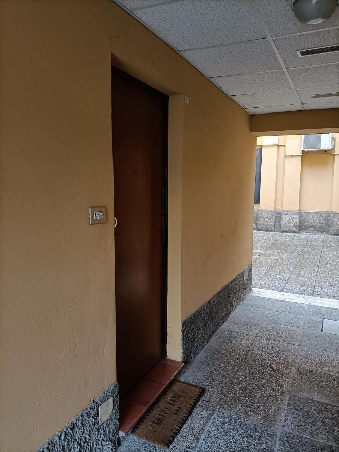 Le Due Torri Bologna Lägenhet Exteriör bild